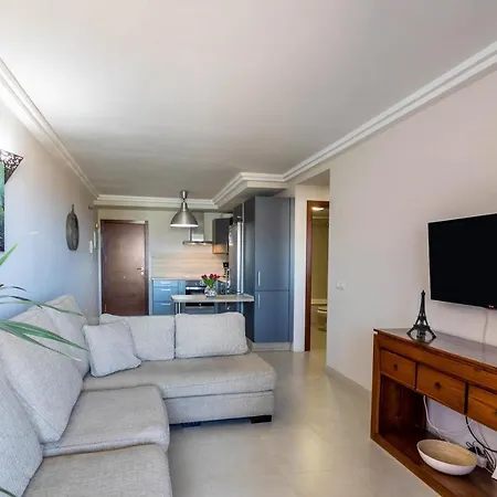 Vivienda Vacacional Adeje * Адехе